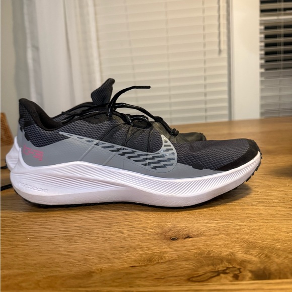 Nike Other - Nike Black and Gray Athletic Sneakers